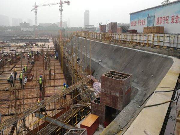 pc工法組合鋼管樁在深土區(qū)域應(yīng)用可起到的作用